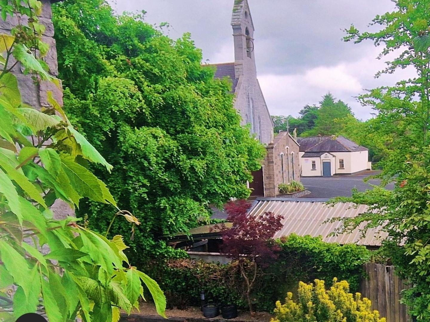 Church View House Gorteen  外观 照片